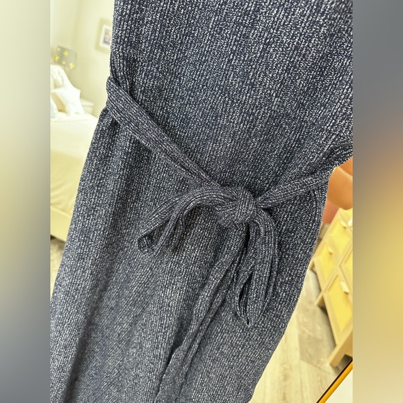 Gap Petite Navy Blue Cotton Sleeveless Cropped Wide Leg Jumpsuit - Picture 2 of 3